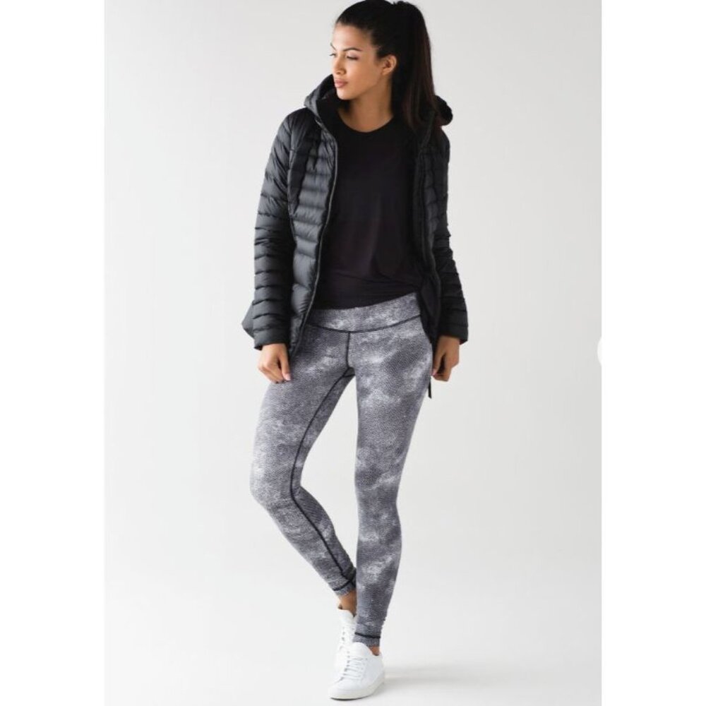 Lululemon Wunder Under Pant III Diffusion White Black Leggings